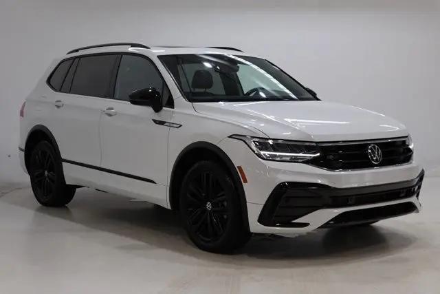 2022 Volkswagen Tiguan 2.0T SE R-Line Black for sale in Indianapolis, IN