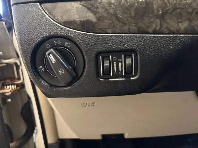 2011 Dodge Grand Caravan Crew