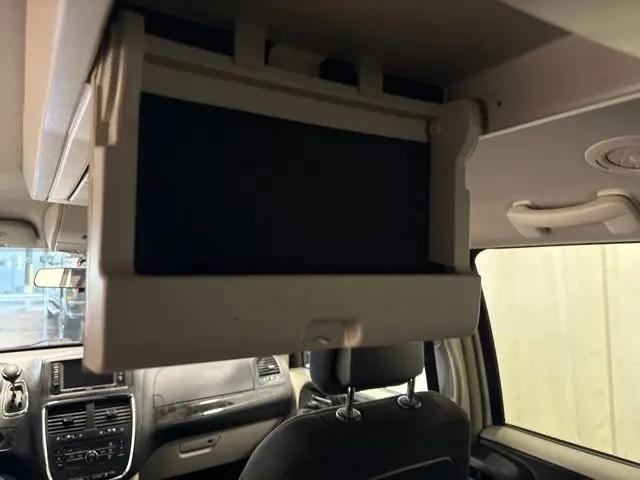 2011 Dodge Grand Caravan Crew