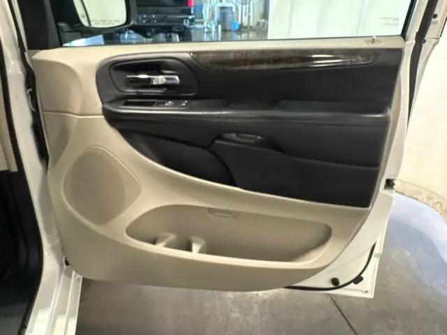 2011 Dodge Grand Caravan Crew