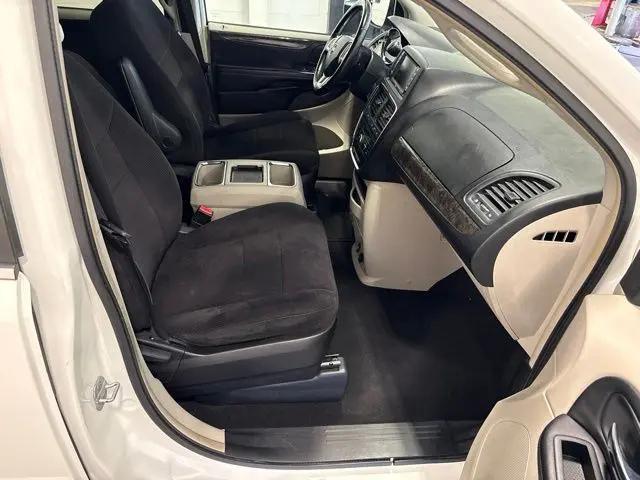 2011 Dodge Grand Caravan Crew