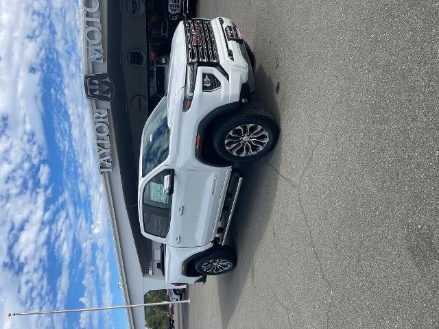 2026 GMC Canyon Denali, 4WD