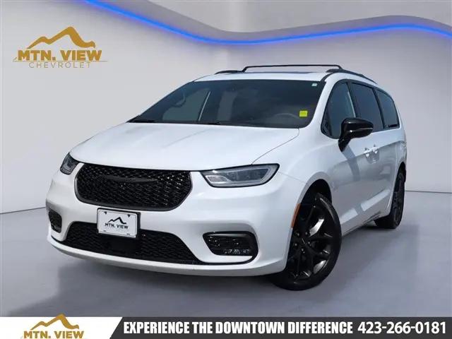 2025 Chrysler Pacifica Limited for sale in Chattanooga, TN