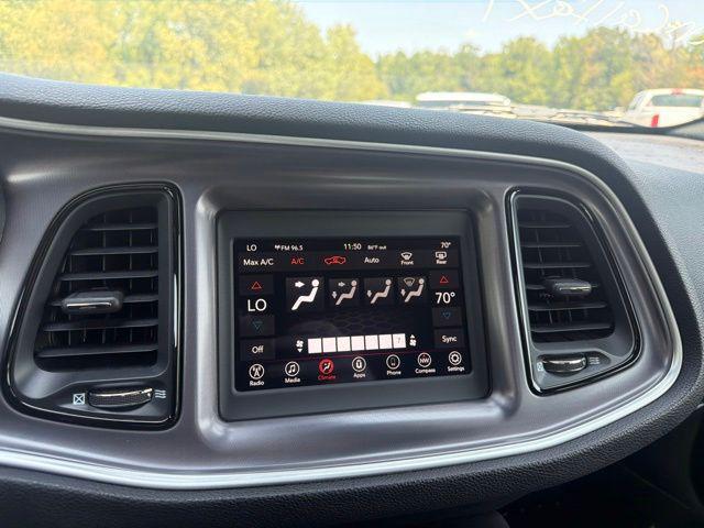 2020 Dodge Challenger SXT