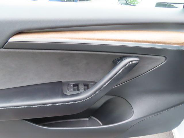 2022 Tesla Model 3 Rear-Wheel Drive