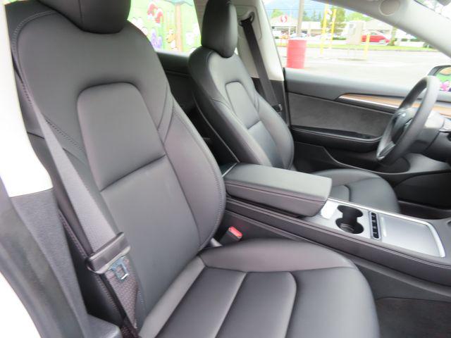 2022 Tesla Model 3 Rear-Wheel Drive