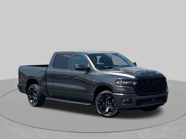 2027 RAM Ram 1500 RAM 1500 EXPRESS CREW CAB 4X4 57 BOX