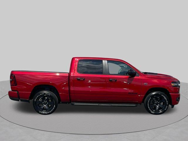2027 RAM Ram 1500 RAM 1500 EXPRESS CREW CAB 4X4 57 BOX