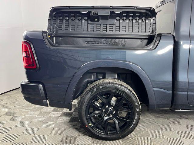 2027 RAM Ram 1500 RAM 1500 LARAMIE CREW CAB 4X4 57 BOX