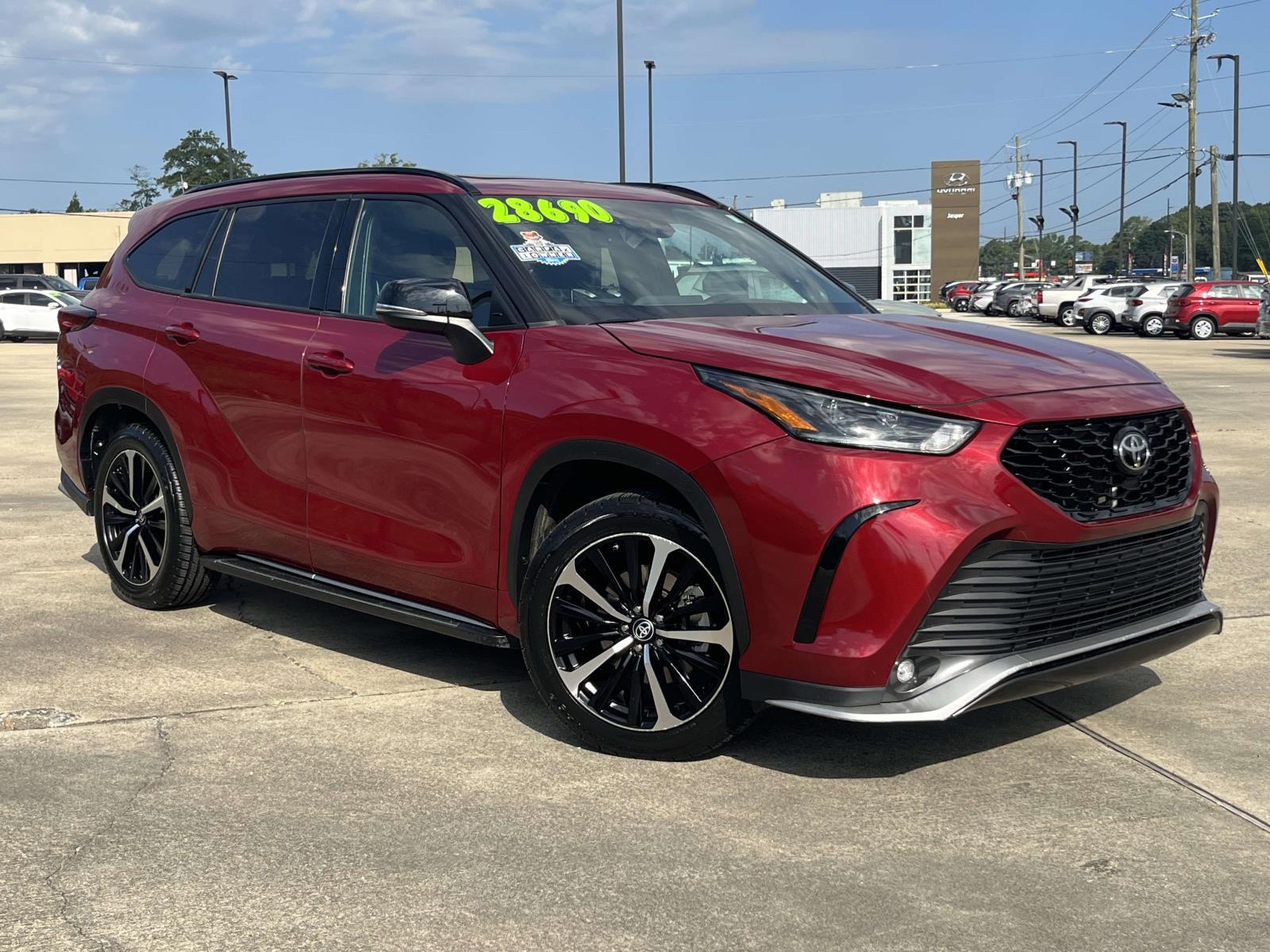 Red (Ruby Flare Pearl) 2021 Toyota Highlander SUV / Crossover Front-Wheel Drive Automatic