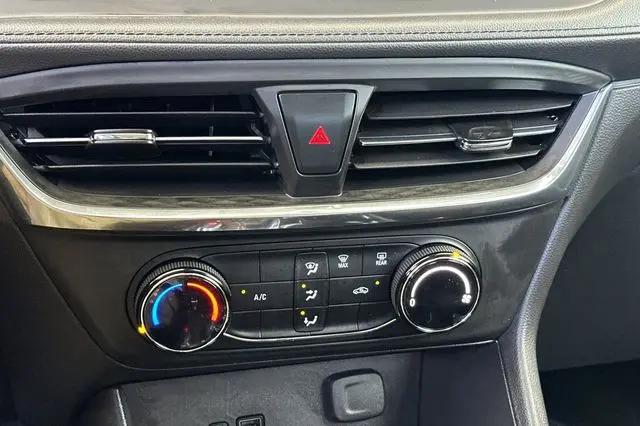 2025 Buick Encore GX Preferred FWD