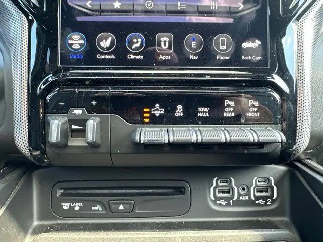 2019 Ram 1500 Limited Crew Cab 4x4 57 Box