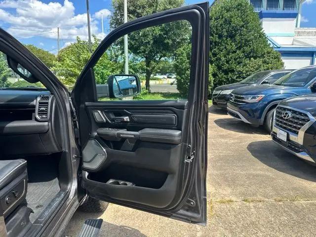 2019 Ram 1500 Limited Crew Cab 4x4 57 Box