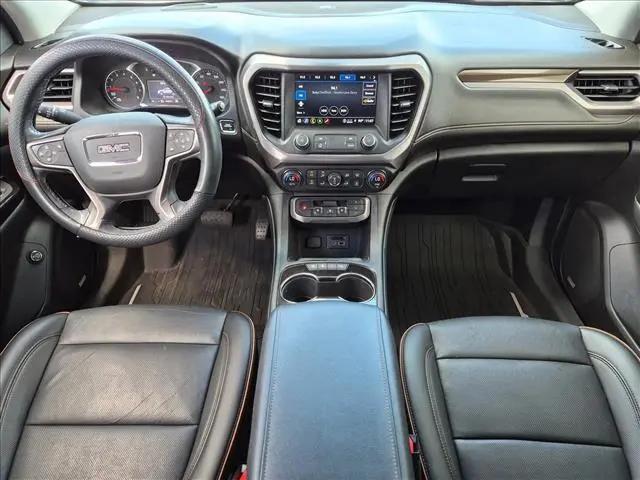 2021 GMC Acadia AWD AT4
