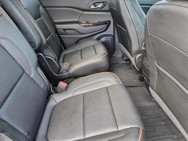 2021 GMC Acadia AWD AT4