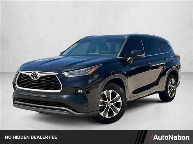 2020 Toyota Highlander XLE for sale in Fort Myers, FL