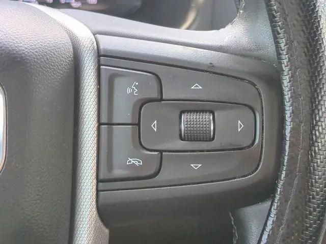 2023 GMC Yukon 4WD Denali