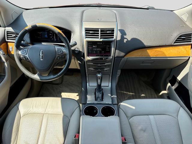 2015 Lincoln MKX Base