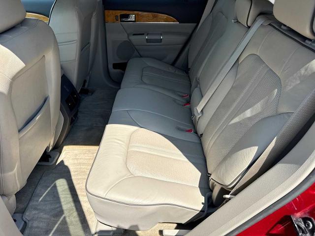 2015 Lincoln MKX Base