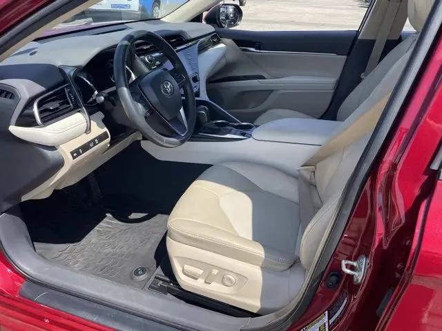 2020 Toyota Camry XLE Hybrid