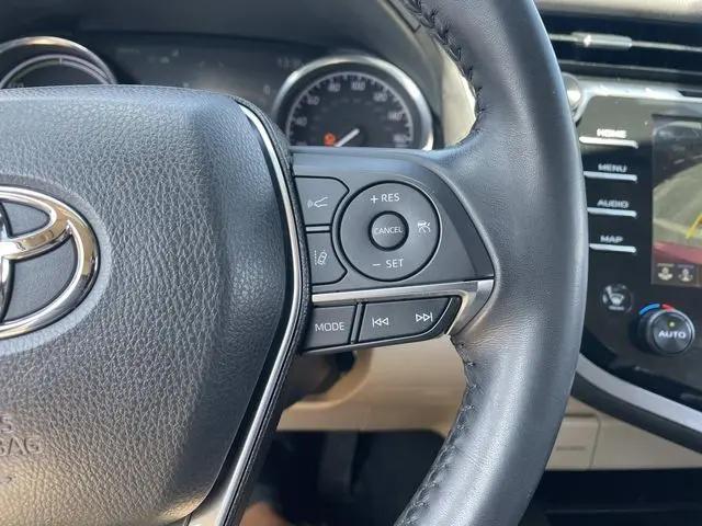 2020 Toyota Camry XLE Hybrid