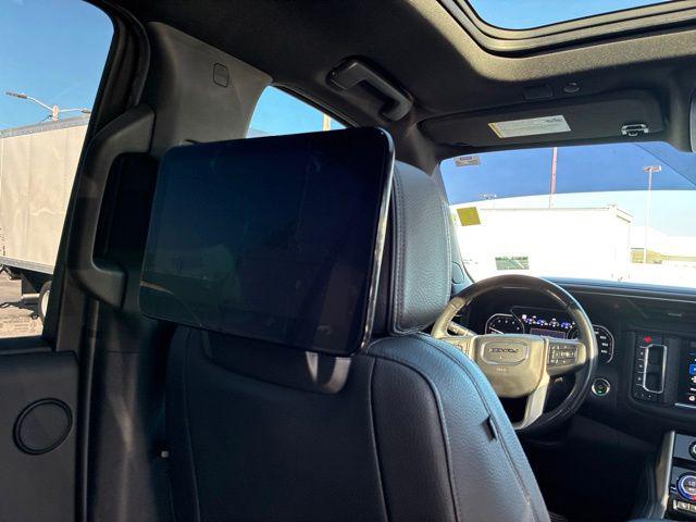 2021 GMC Yukon 4WD Denali