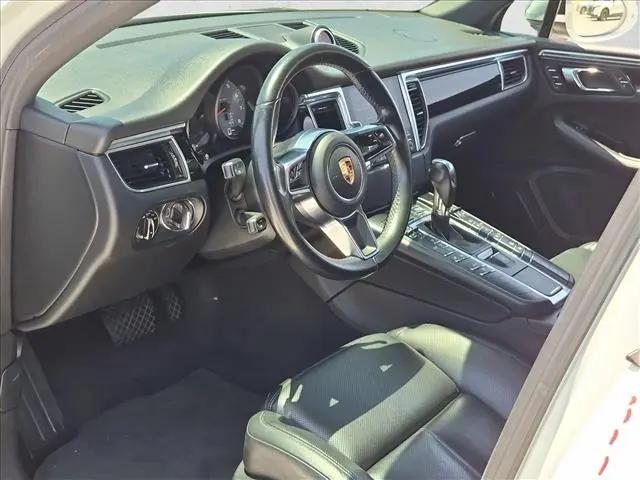 2017 Porsche Macan S