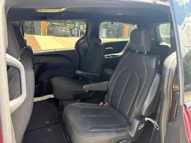2020 Chrysler Pacifica Touring