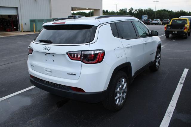 2022 Jeep Compass Latitude Lux 4x4