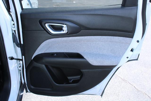 2022 Jeep Compass Latitude Lux 4x4