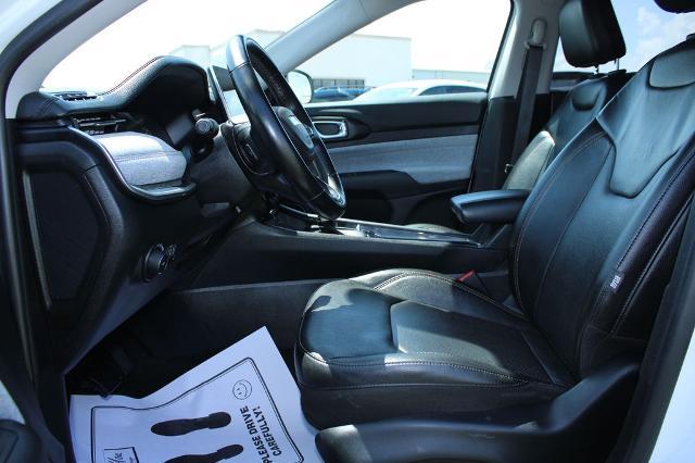 2022 Jeep Compass Latitude Lux 4x4