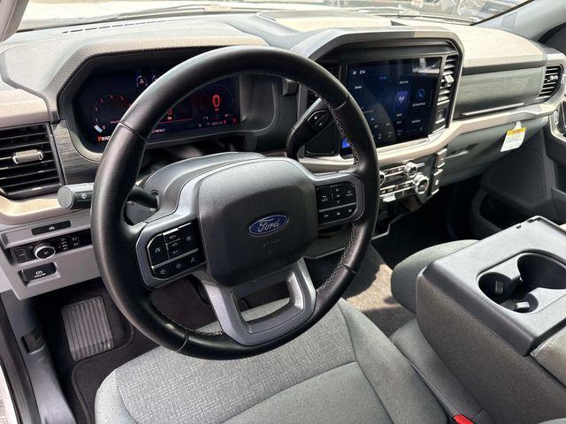 2025 Ford F-150 XLT 2025 Ford F-150 XLT