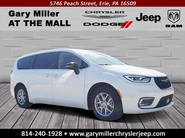2024 Chrysler Pacifica Touring L for sale in Erie, PA