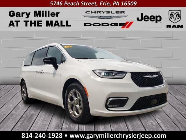2024 Chrysler Pacifica Limited for sale in Erie, PA
