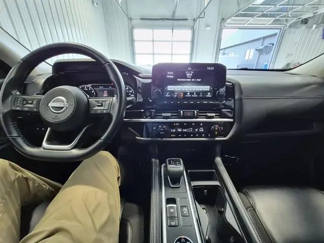 2025 Nissan Pathfinder SL 4WD