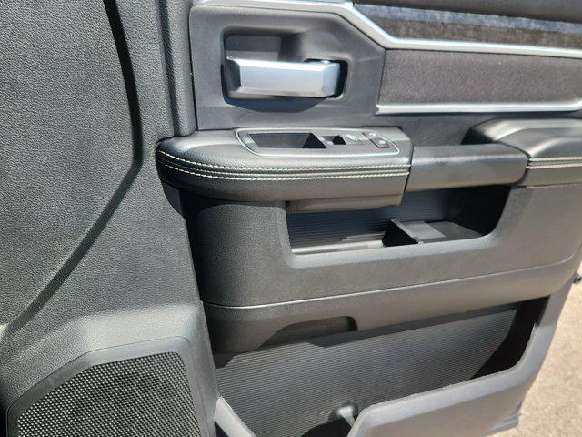 2024 Ram 3500 Big Horn Crew Cab 4x4 8 Box