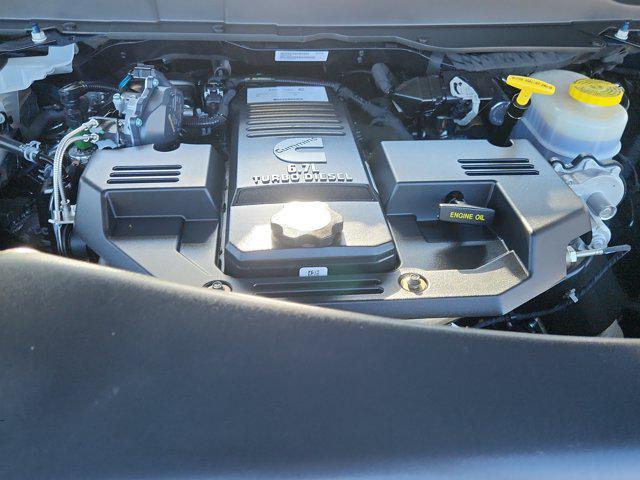 2024 Ram 3500 Big Horn Crew Cab 4x4 8 Box