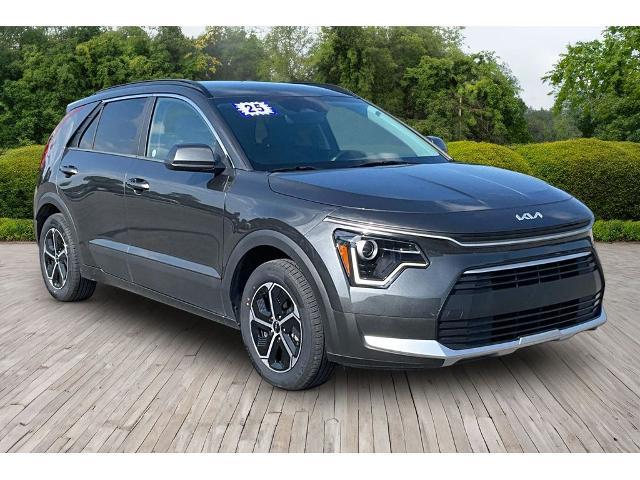 2025 Kia Niro LX
