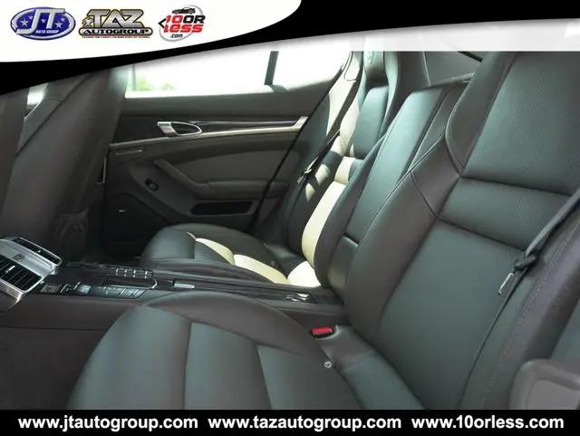 2016 Porsche Panamera Panamera