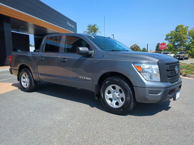 2021 Nissan TITAN Crew Cab S 4x2 2021 Nissan TITAN Crew Cab S 4x2