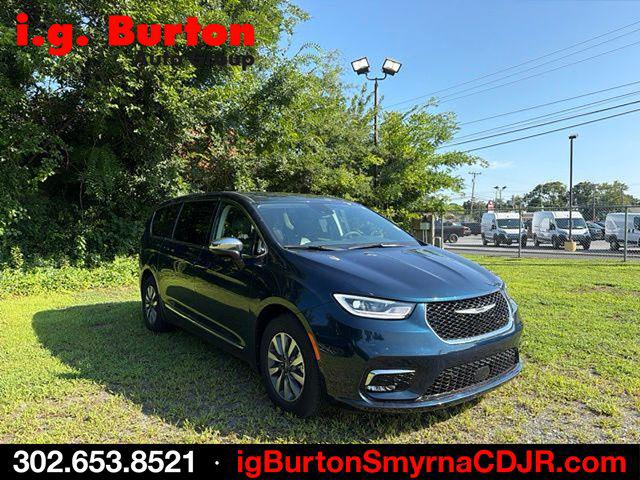 2023 Chrysler Pacifica Hybrid Limited 2023 Chrysler Pacifica Hybrid Limited