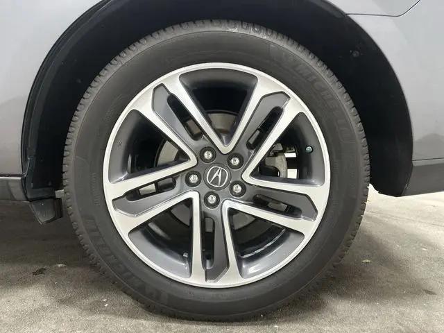 2017 Acura MDX w/Advance Package