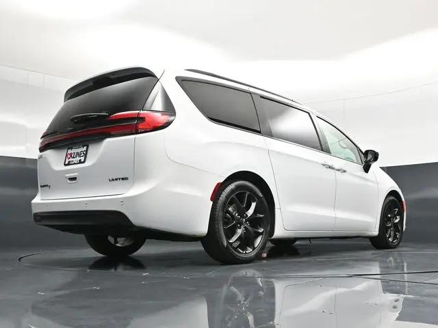 2025 Chrysler Pacifica Limited