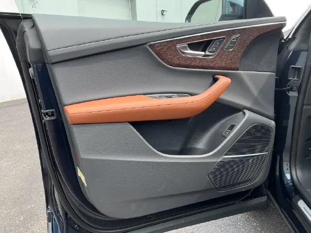 2026 Audi Q8 Prestige Plus 55 TFSI quattro Tiptronic