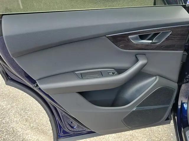 2021 Audi Q8 Premium Plus