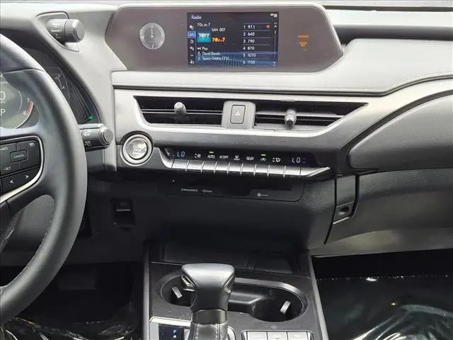 2019 Lexus UX 200 UX 200