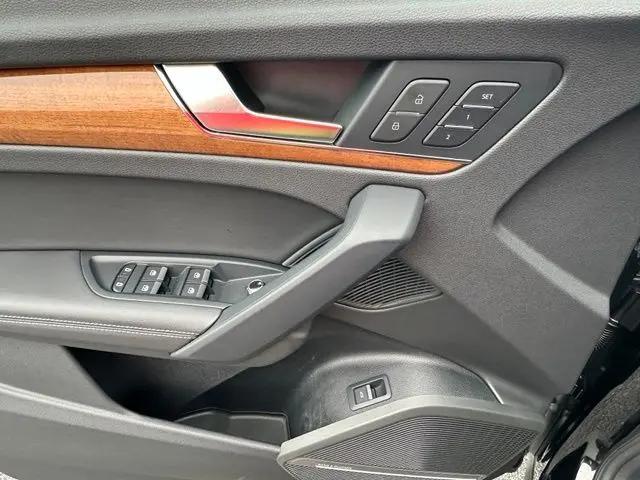 2023 Audi Q5 Premium Plus 45 TFSI S line quattro