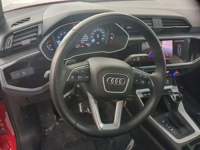 2025 Audi Q3 Premium 45 TFSI S line quattro Tiptronic