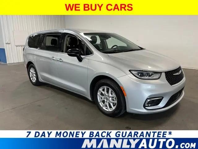 2024 Chrysler Pacifica Touring L for sale in Santa Rosa, CA