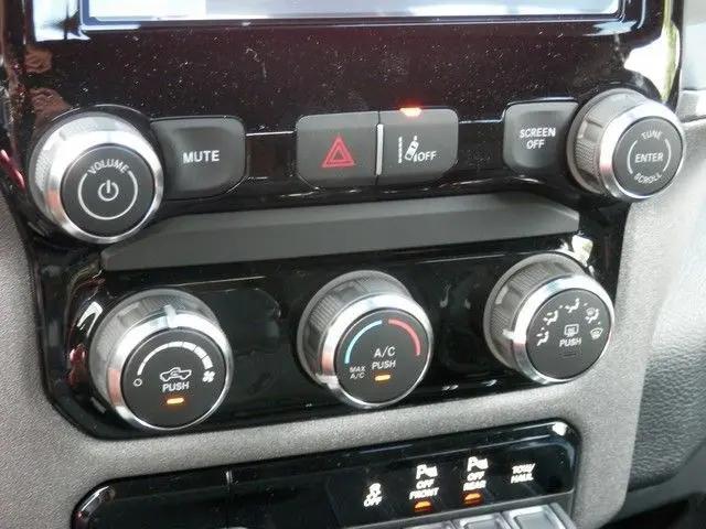 2026 Ram 1500 Warlock Crew Cab 4x4 57 Box